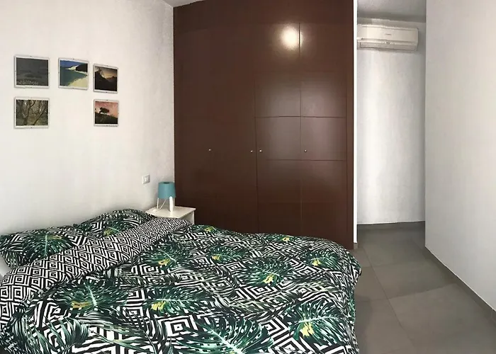 New Cozy Next To The Beach! *